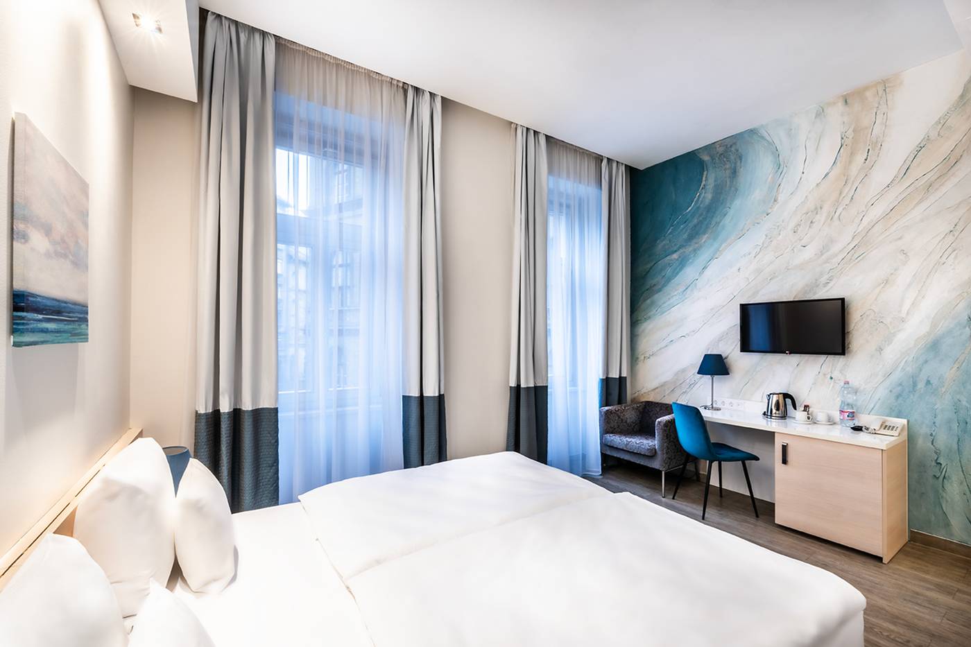 Atrium-Fashion-Hotel-Room-24