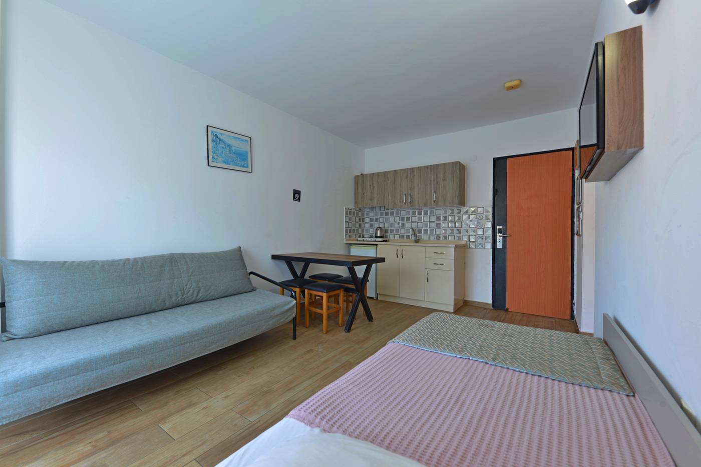 Golden-Orange-Apart-Hotel-Room-25