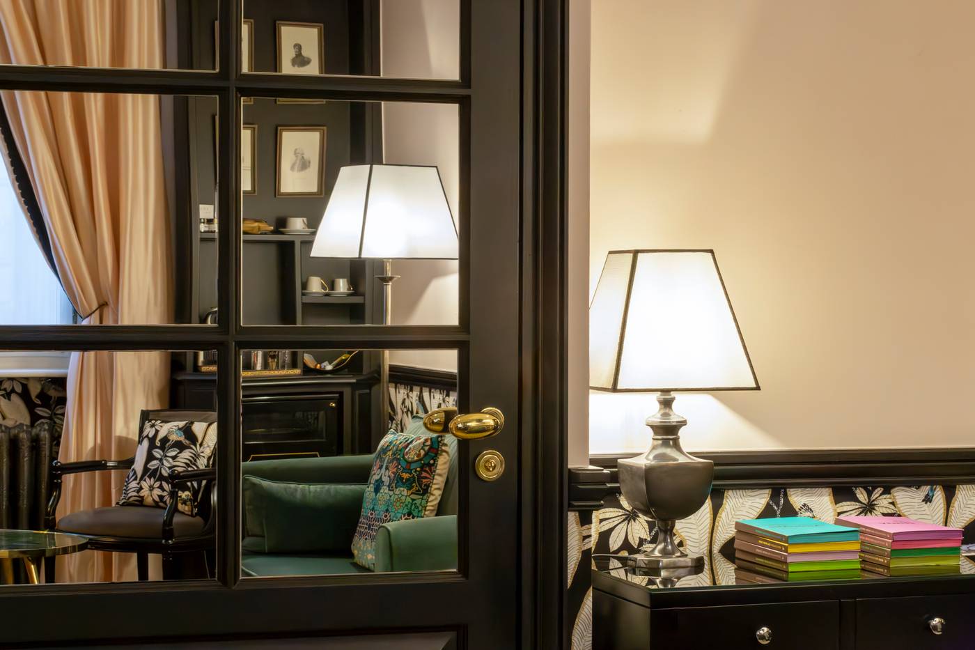 West-end-Paris-Room-56