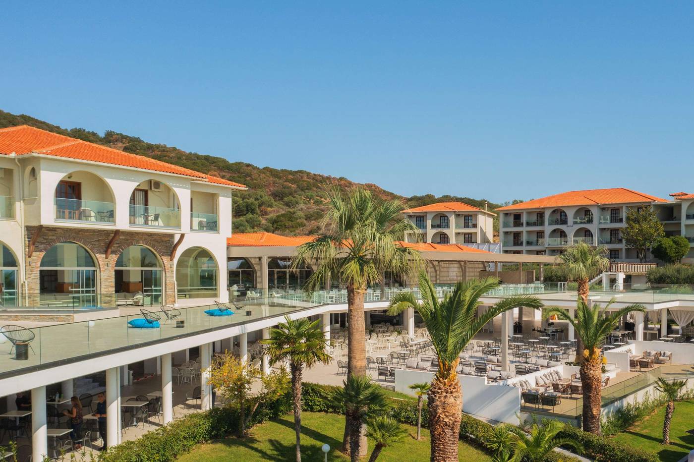 Akrathos-Beach-General-view-7