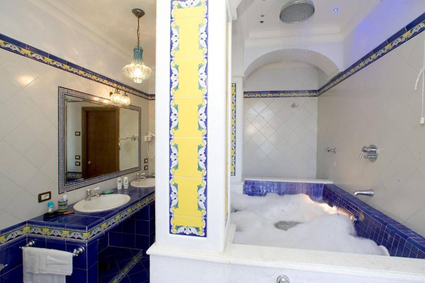 La-Tonnarella-Room-36