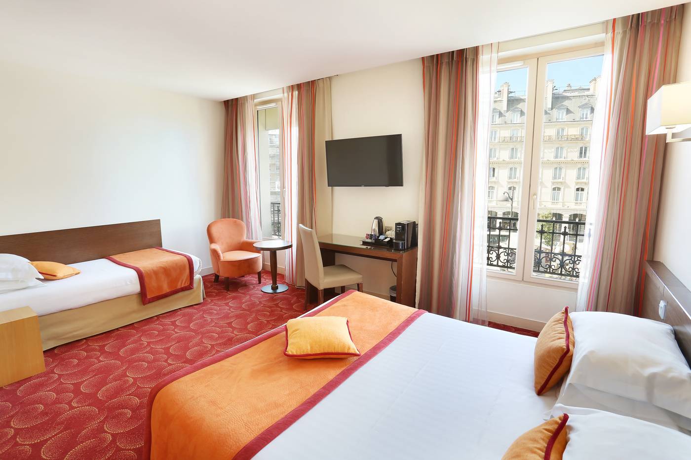 Le-Grand-Hotel-de-Normandie-Room-11