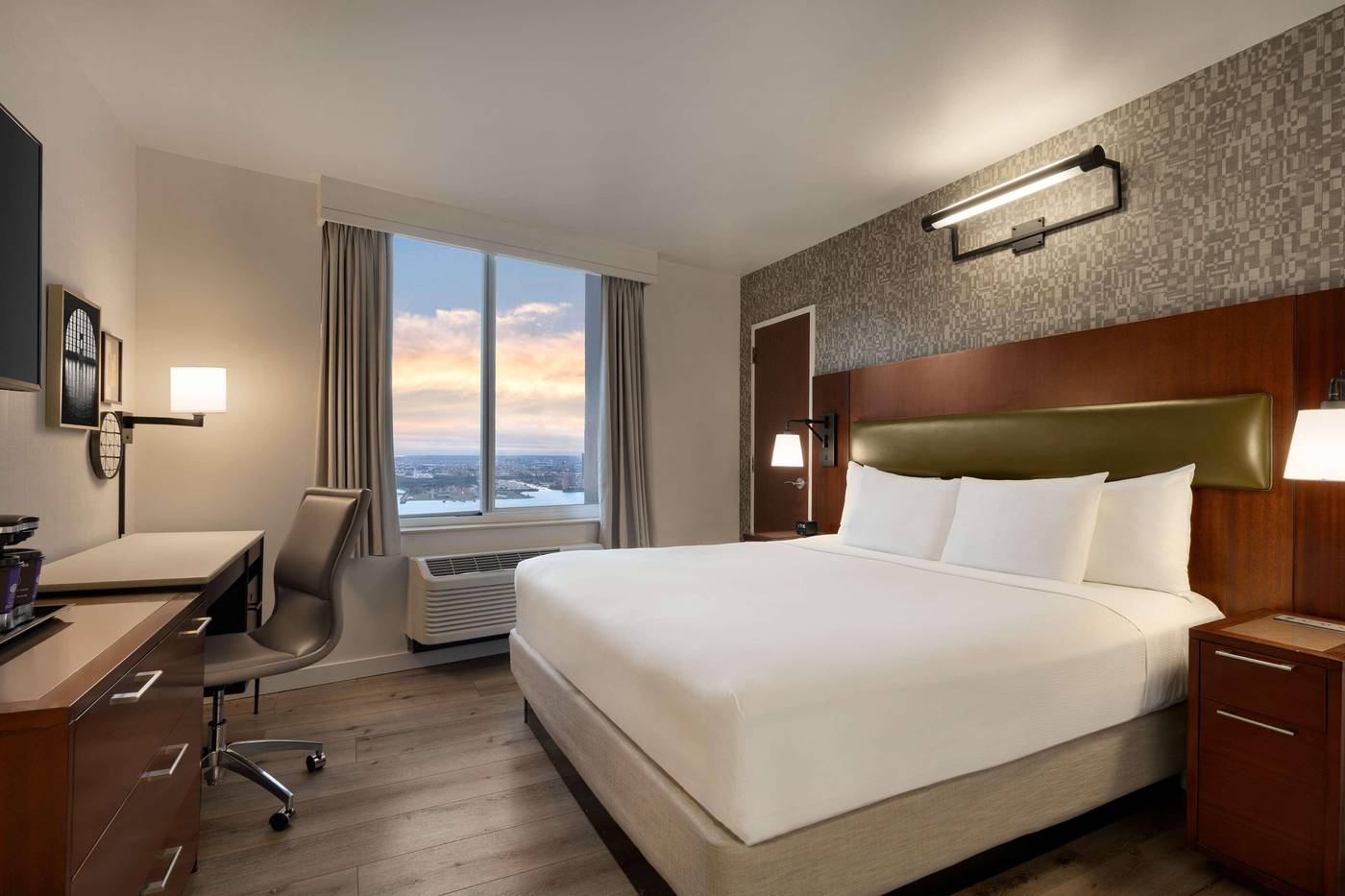 DoubleTree-by-Hilton-New-York-Downtown-Room-5