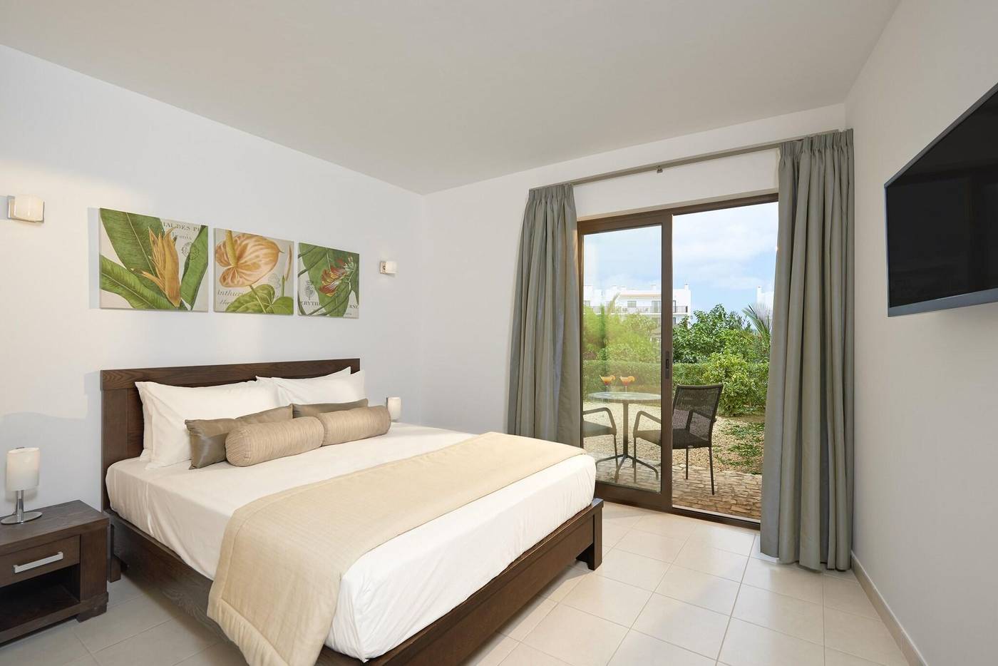 Melia-Dunas-Beach-Resort---Spa-Room-33