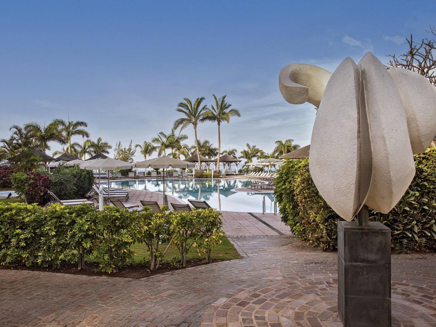 RedLevel-at-Melia-Palacio-de-Isora-Pool-3