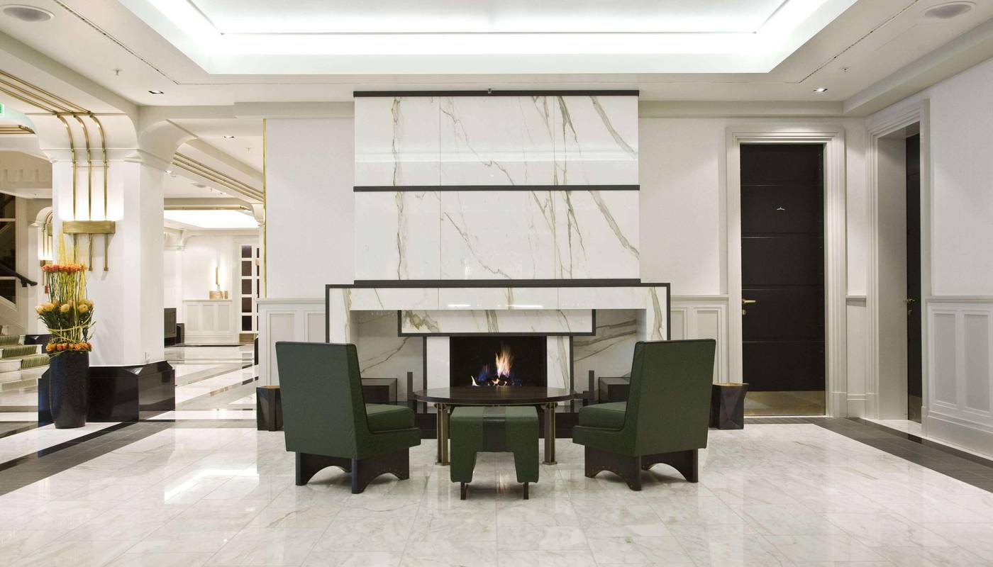 Hilton-Prague-Old-Town-Lobby-18