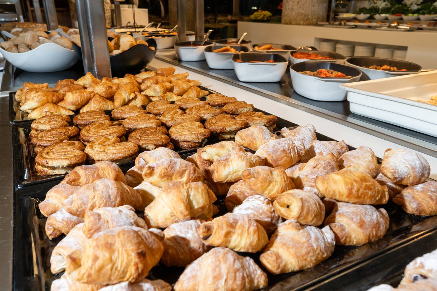 Hovima-La-Pinta-Beachfront-Family-Hotel-Restaurant-36