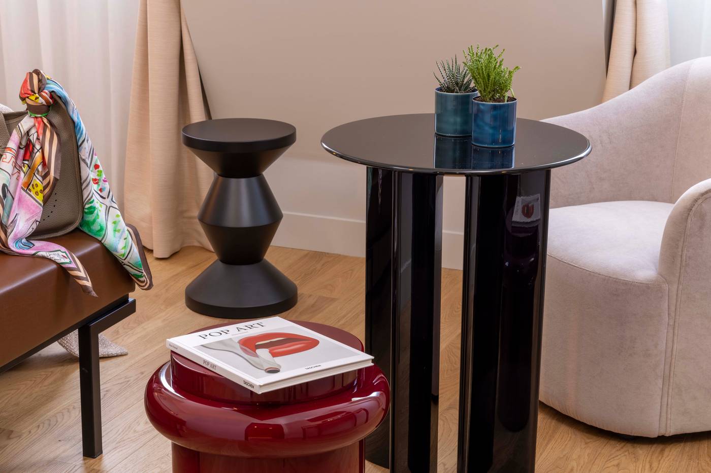 Hotel-Le-37-Bis-Lobby-15