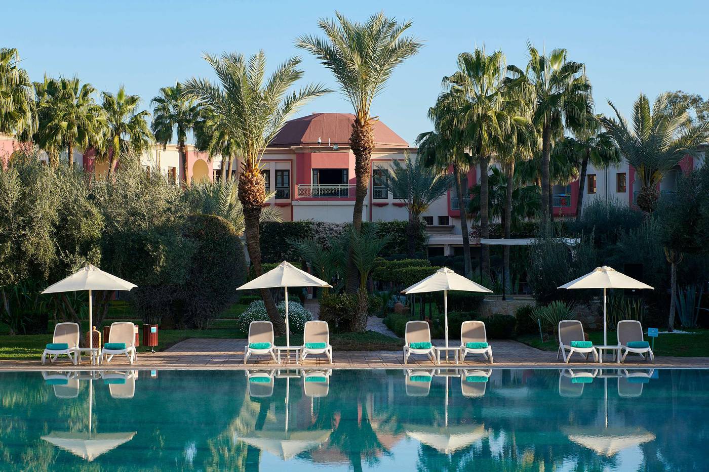 Iberostar-Waves-Club-Palmeraie-Marrakech-Pool-1