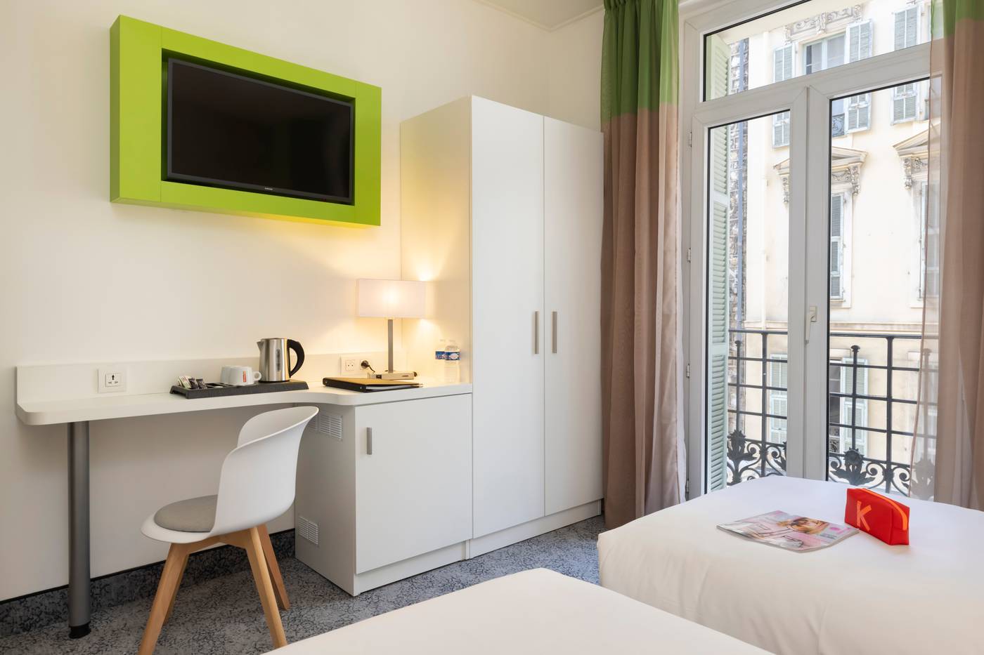 Hotel-Byakko-Nice-Centre-Room-30