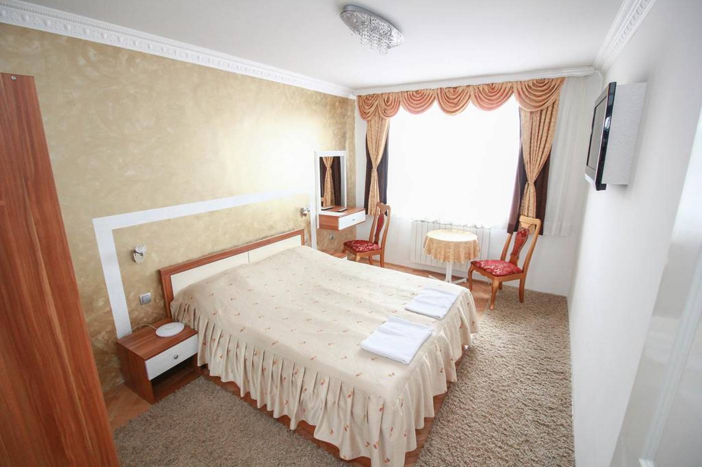Hotel Herc-Bosnia & Herzegovina-SARAJEVO-Room-6