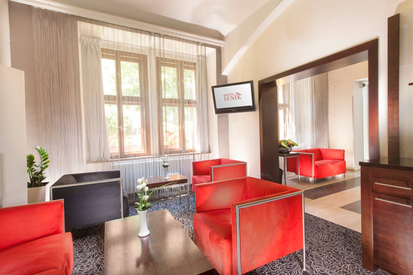 Hotel Lunik-Czech Republic-PRAGUE-Lobby-7