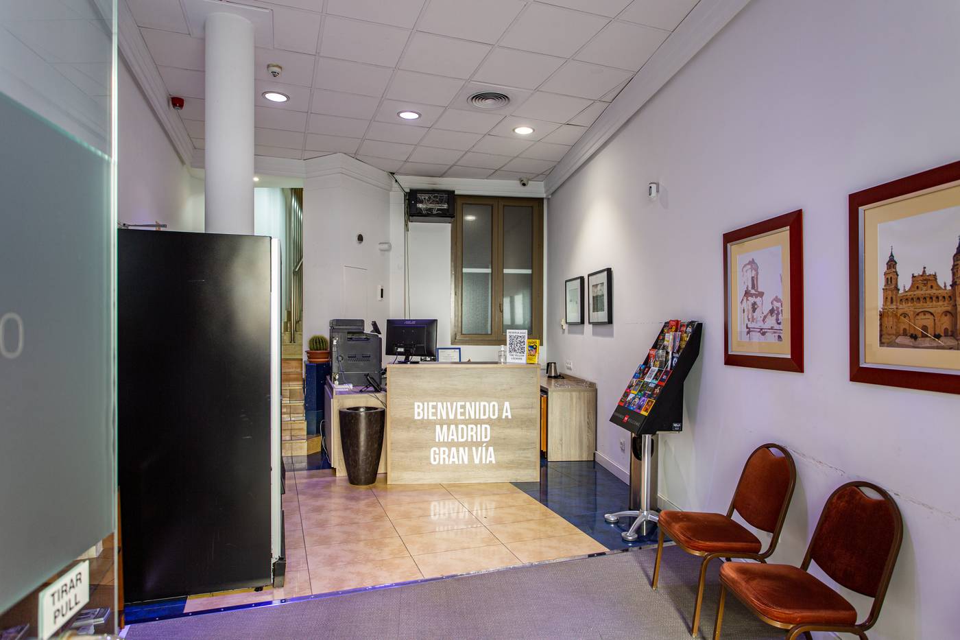 Aquaria-Negresco-Lobby-3