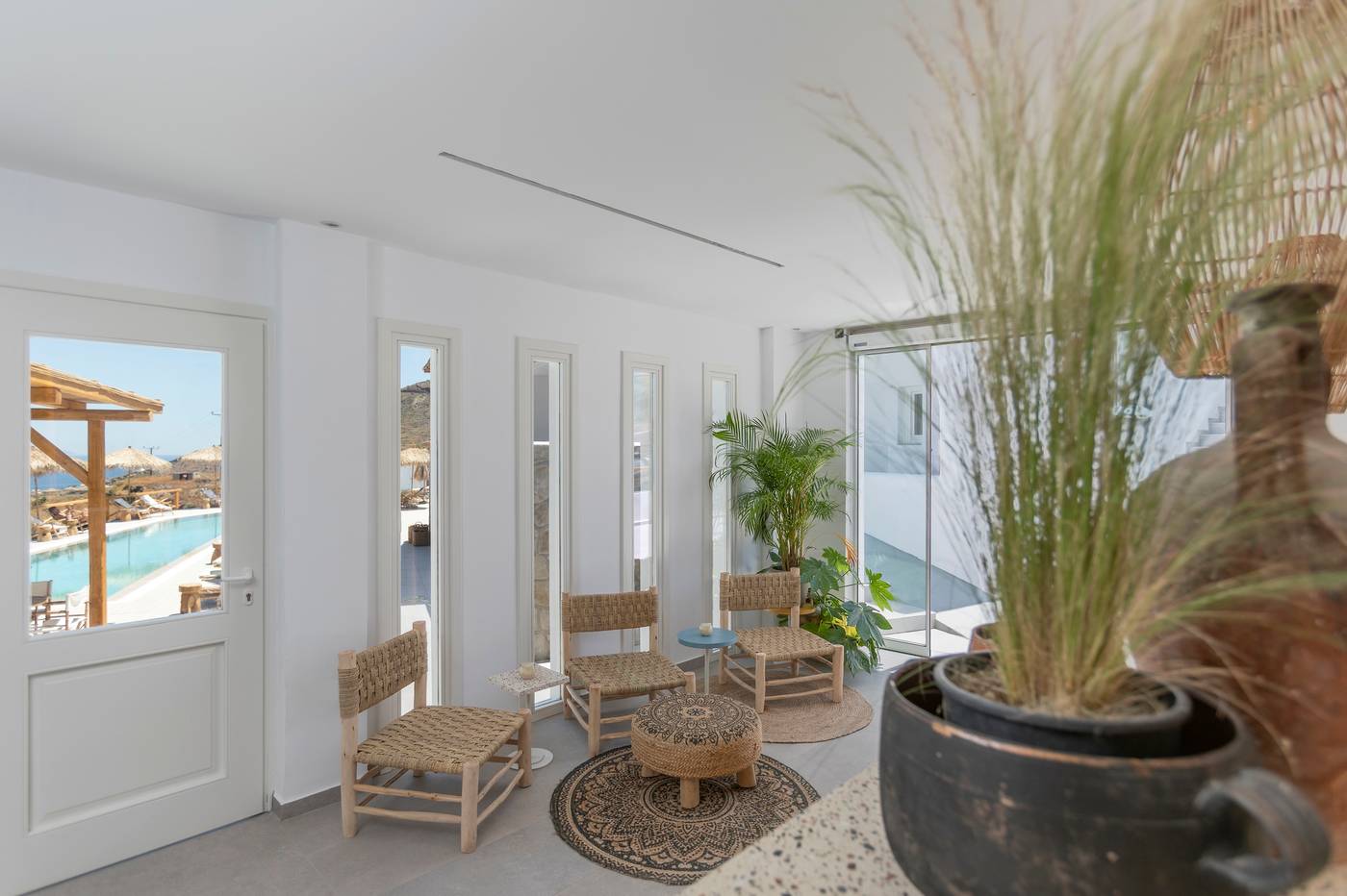 Secret-View-Hotel-Lobby-51