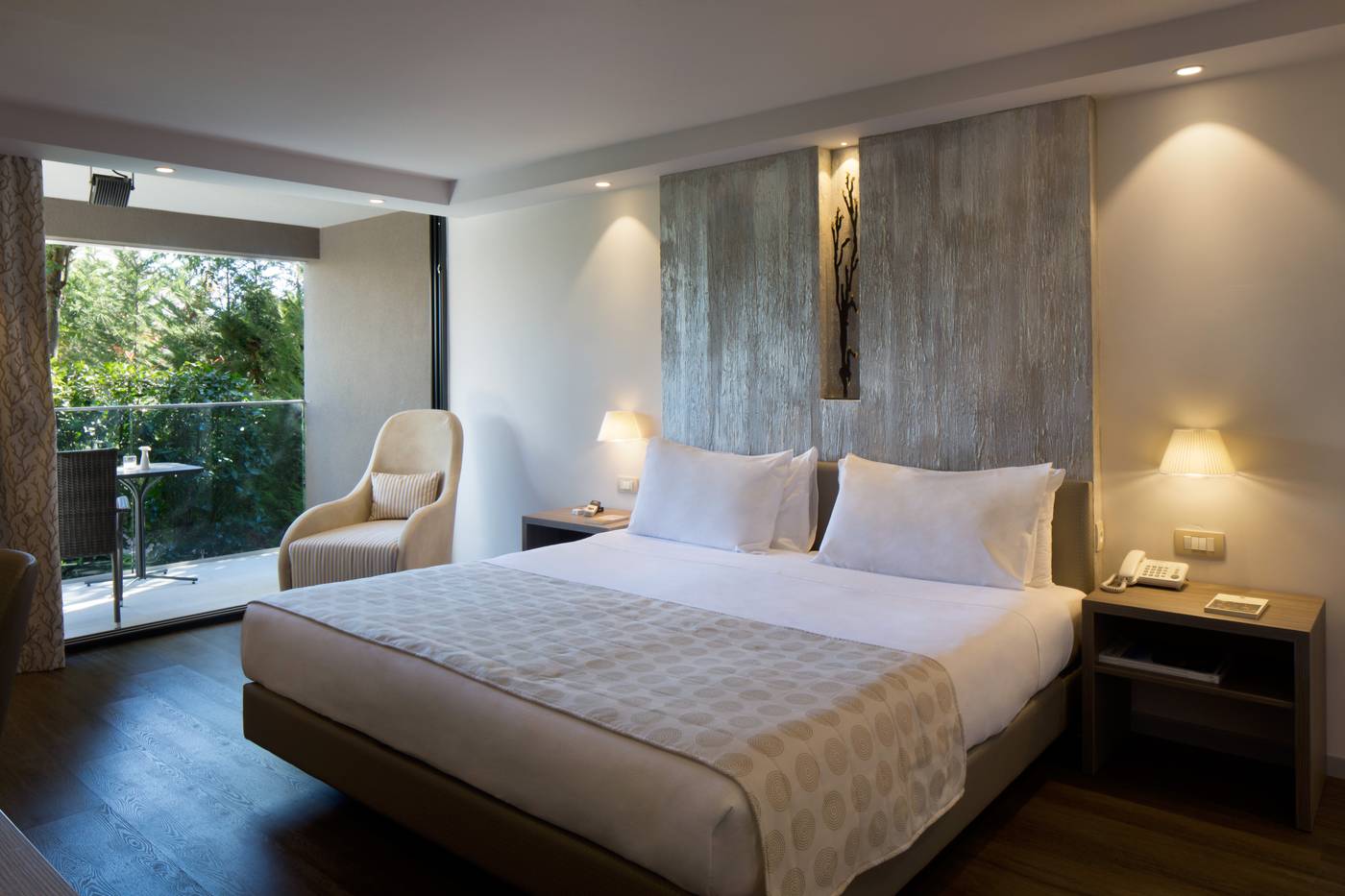 Palmon-Bay-Hotel---Spa-Room-19