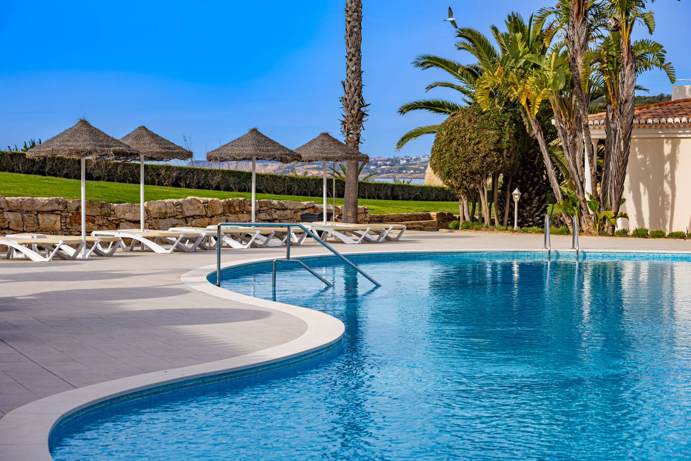 Clube-Porto-Mos-Pool-2
