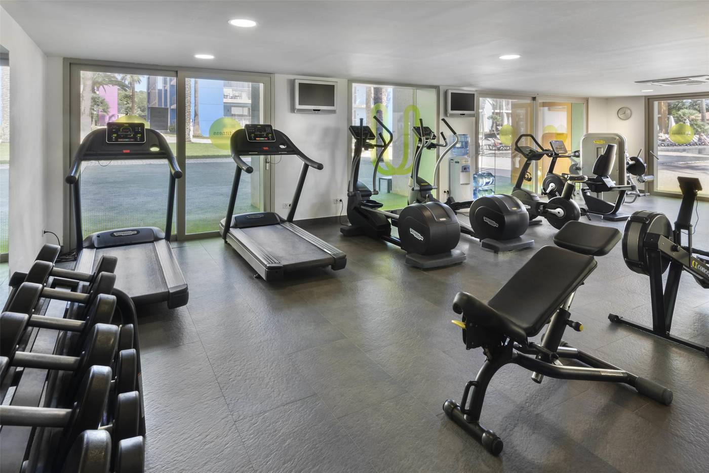 Occidental-Menorca-Sports-and-Entertainment-83