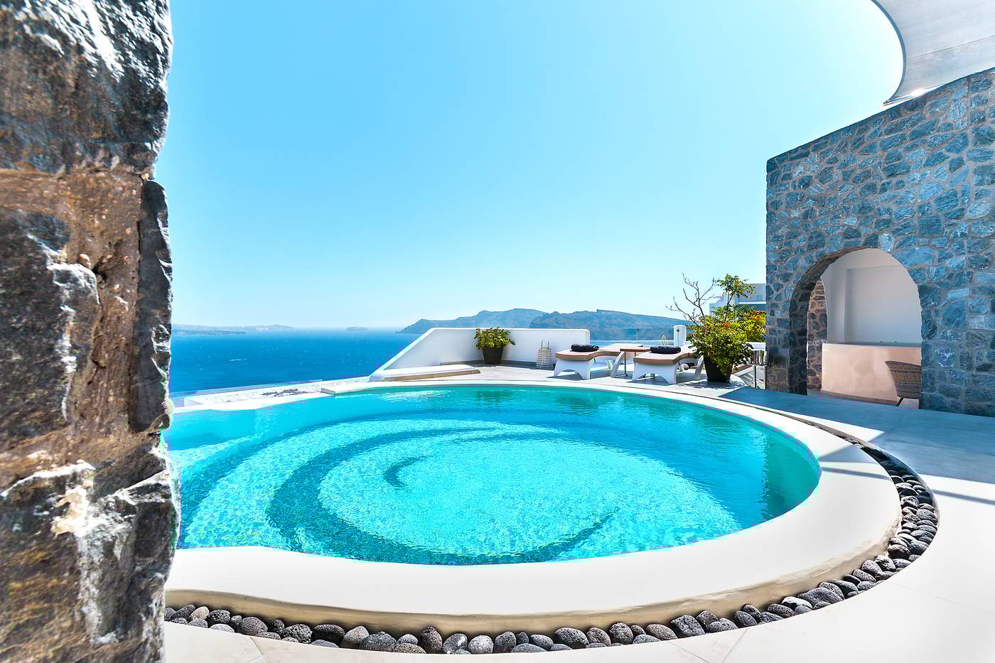 Santorini-Secret-Premium-Pool-1