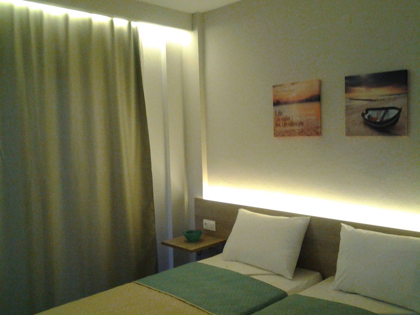 Lola-Apartments-Room-32