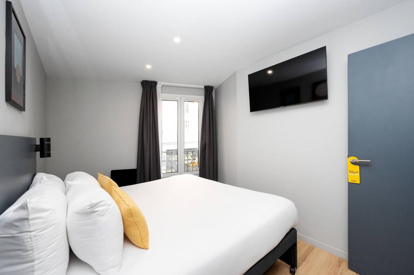 Staycity-Aparthotels-Gare-de-lEst-Room-34