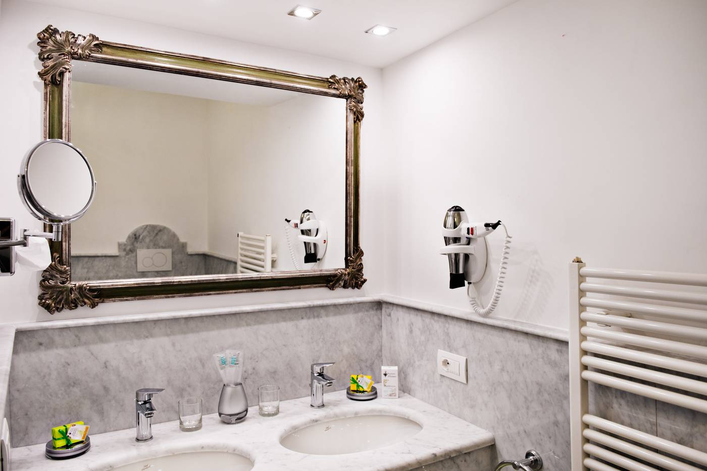 Hotel-Villa-Gabrisa-Room-28