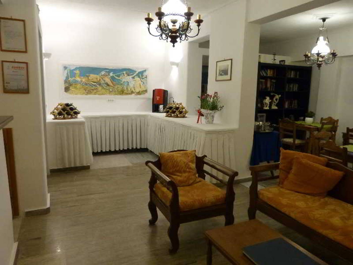 Aparthotel-Black-Sand-Lobby-55