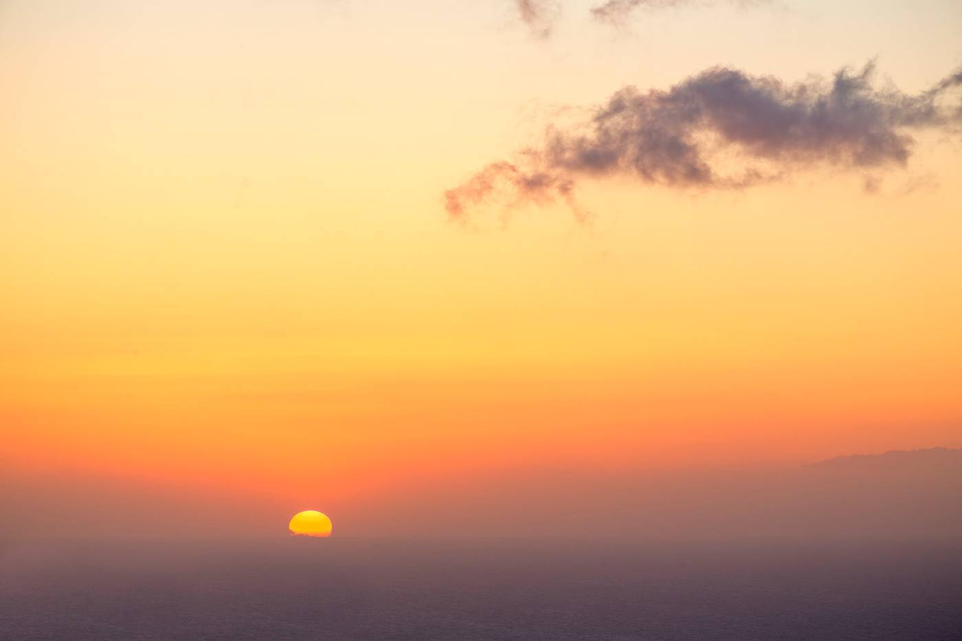 Alti-Santorini-Suites-General-view-64