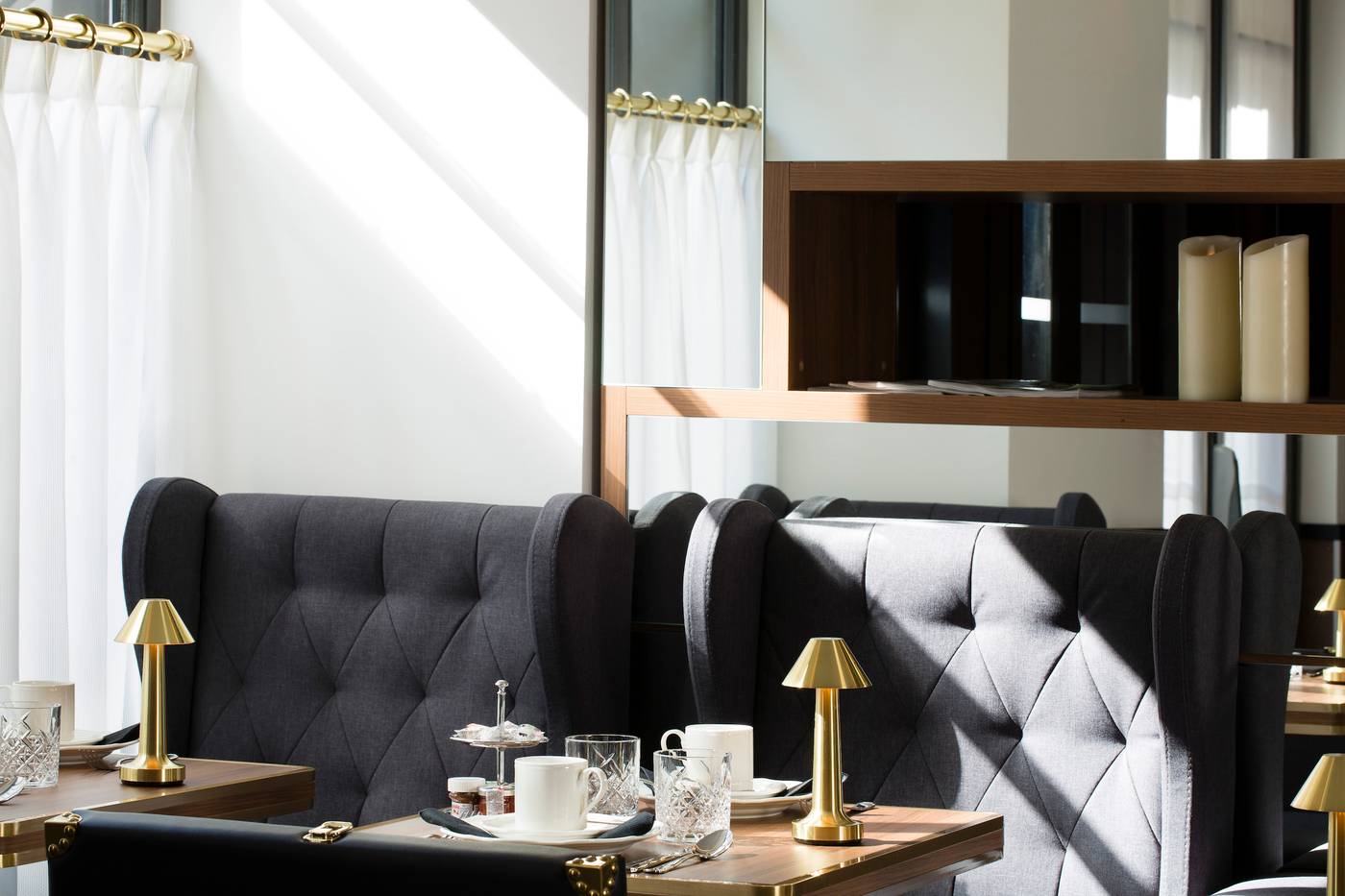 Whistler-Hotel-Bar-10