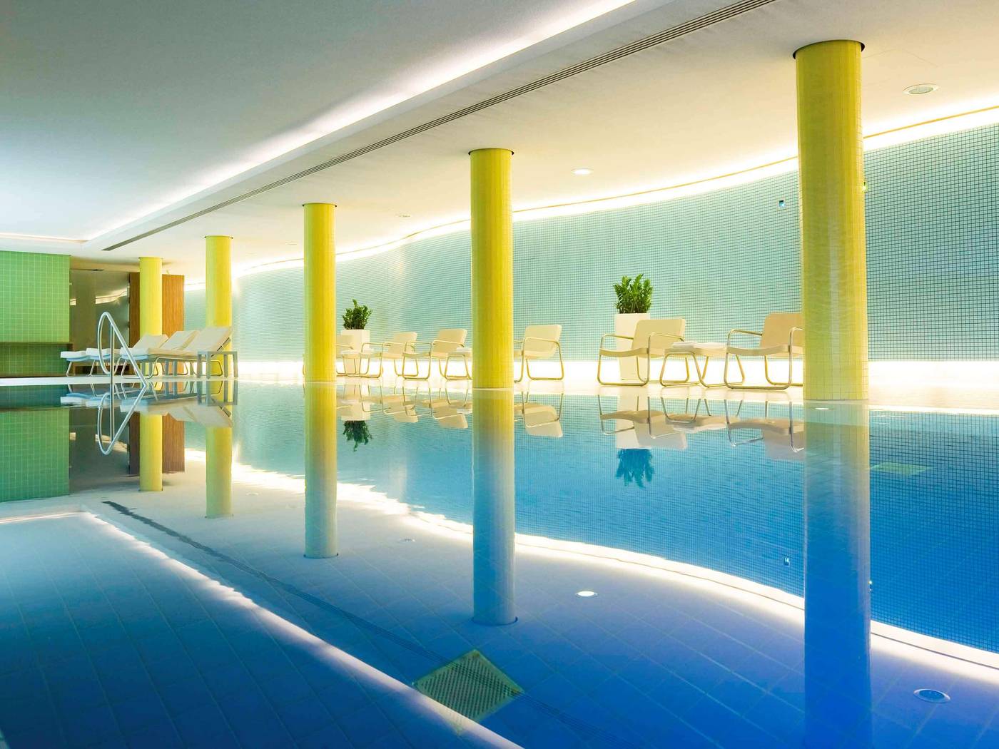 Novotel-Muenchen-City-Pool-82