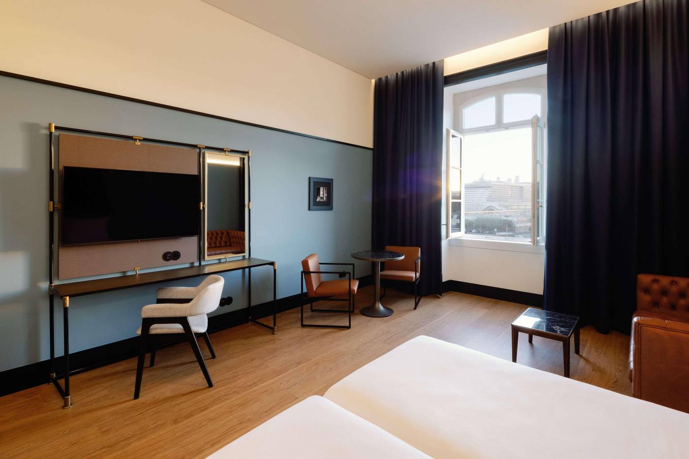 The-Editory-Riverside-Santa-Apolonia-Hotel-Room-34