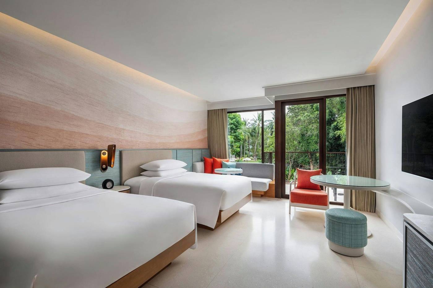 Renaissance-Phuket-Resort---Spa-Room-43