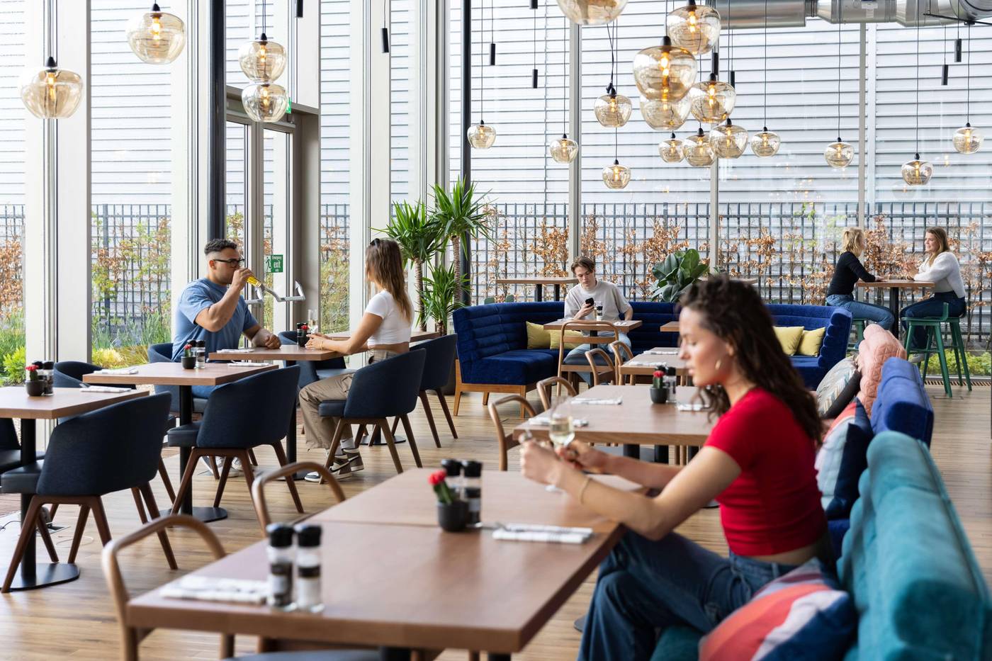 Yotel-Amsterdam-Bar-43