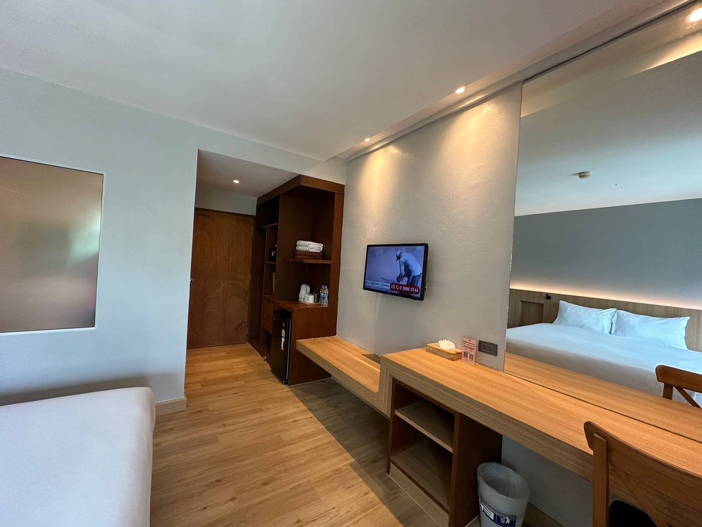 Baan-Karon-Resort-Room-18