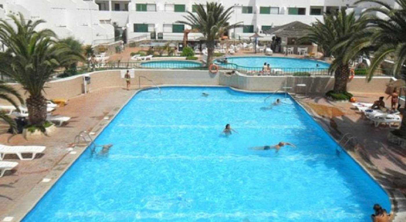 Alondras-Park-Pool-9