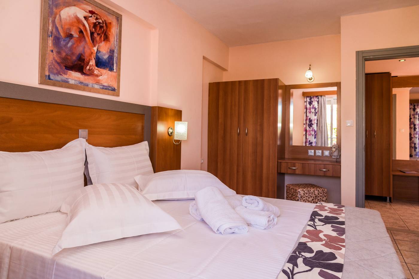 Macedonia-Room-28