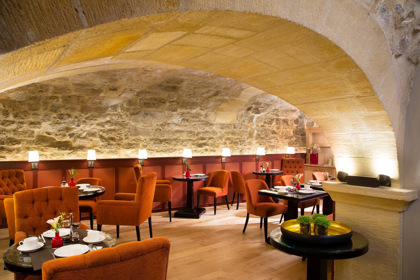 Les-Tournelles-Restaurant-15