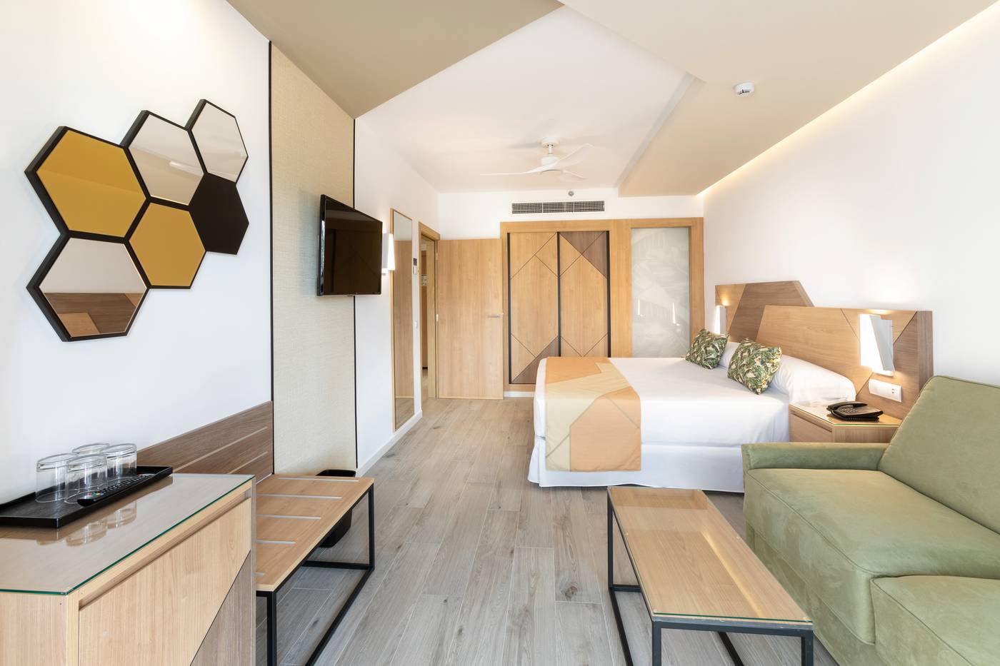 Clubhotel-Riu-Buena-Vista-Room-19