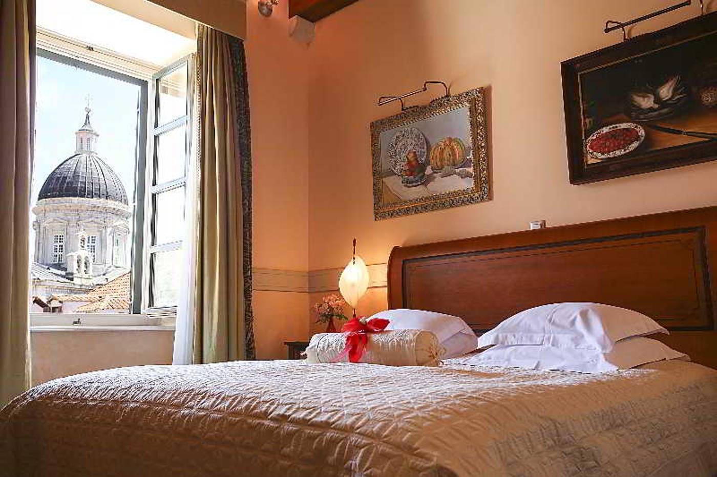 The-Pucic-Palace-Room-4