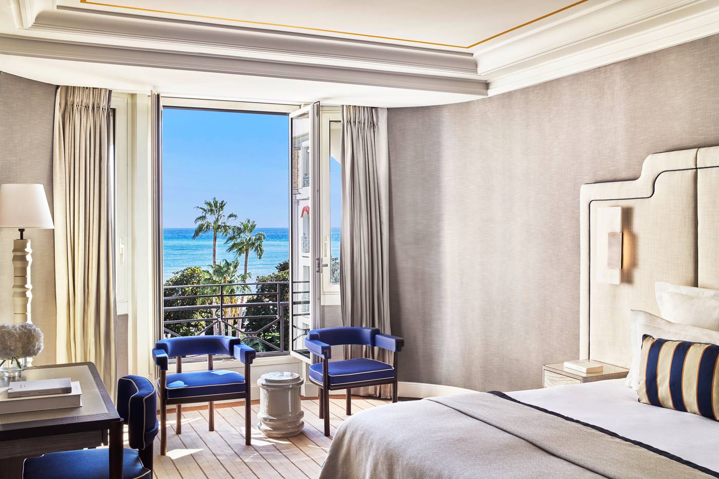 H----tel-Barri----re-Le-Majestic-Cannes-Room-23