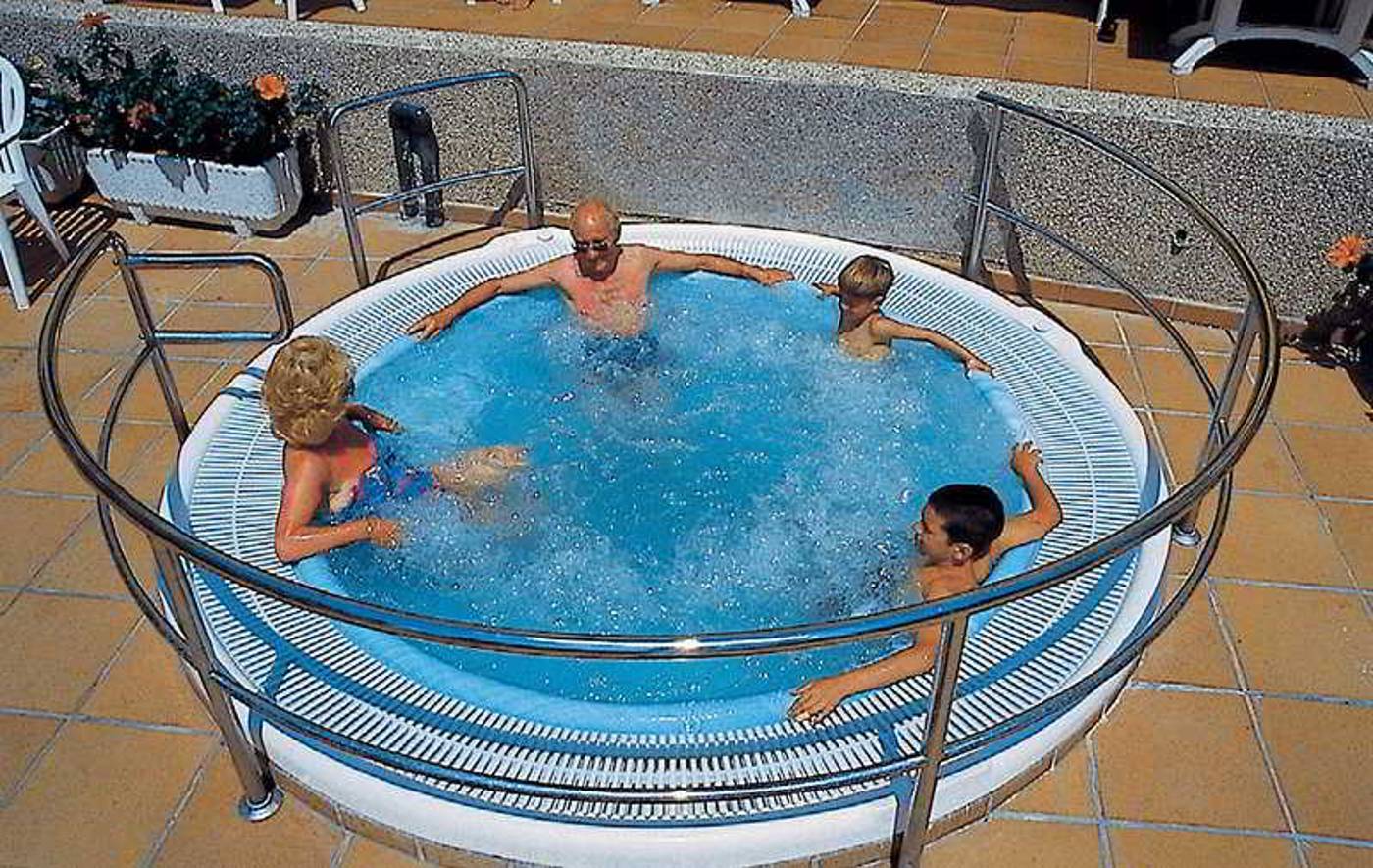 Oasis-Tossa-Pool-10