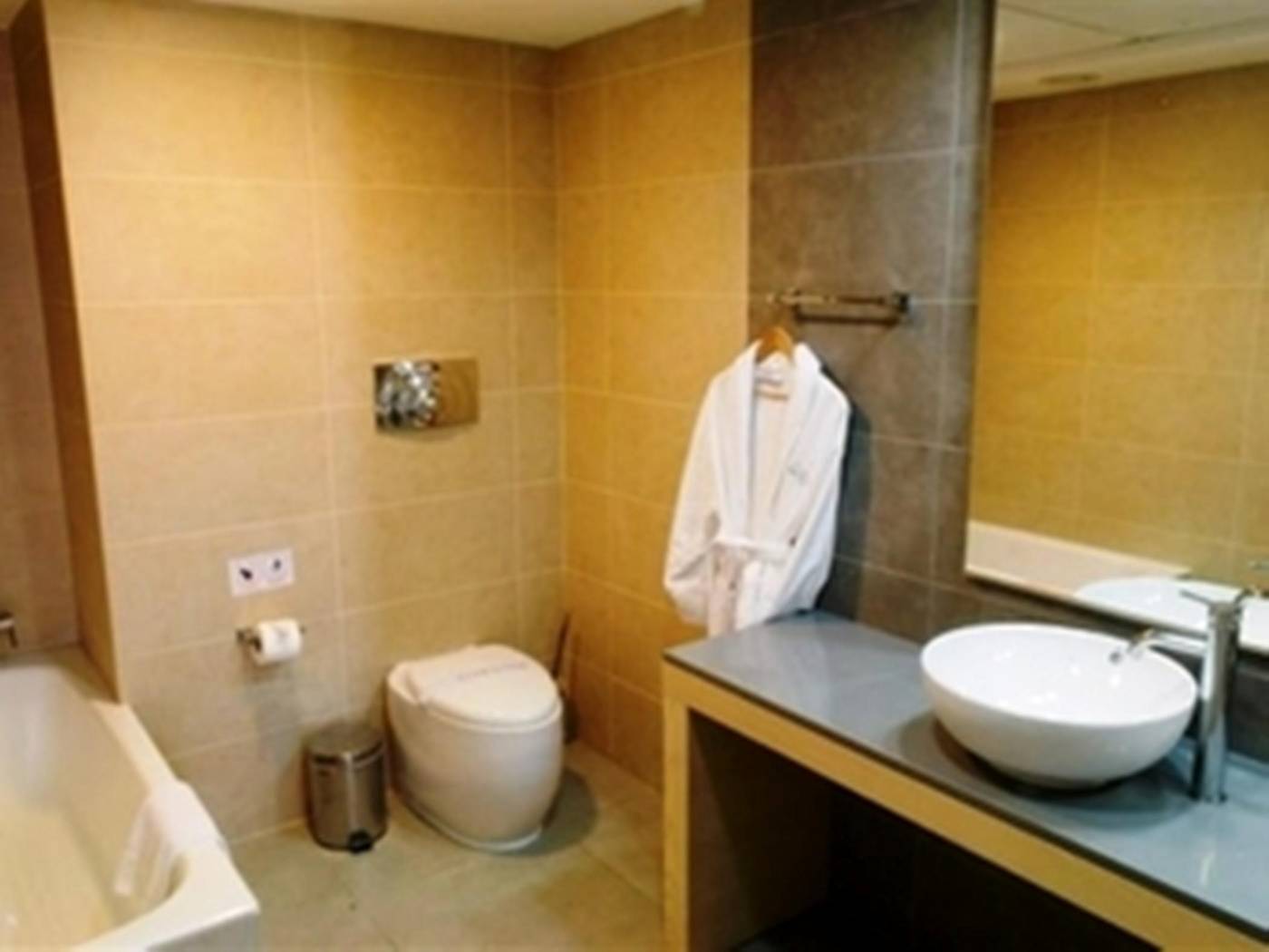 Capital-Coast-Resort-and-Spa-Room-23