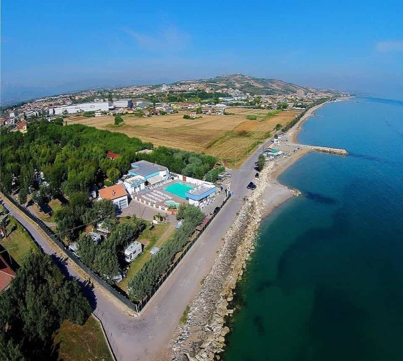 Club-Del-Sole-Roseto-Degli-Abruzzi-Easy-Camping-Lobby-48