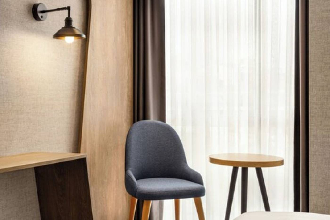 Ramada-Encore-By-Wyndham-Istanbul-Airport-Room-15