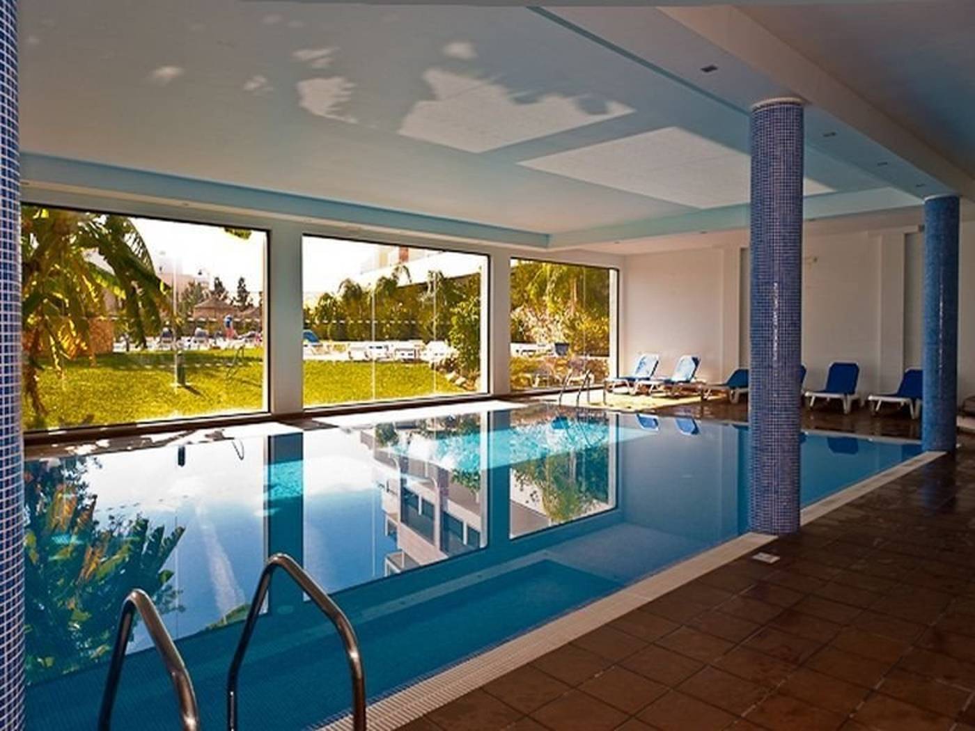 Cerro-Mar-Garden-Pool-25