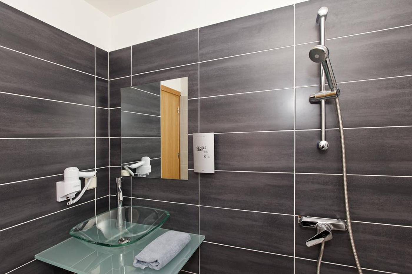 Butterfly-Boutique-Hotel-Room-11