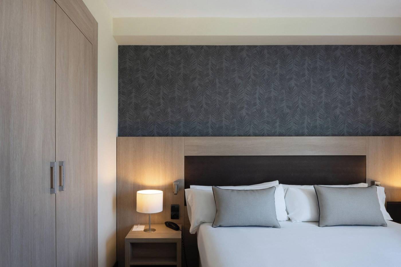 Catalonia-Mirador-des-Port-Room-44