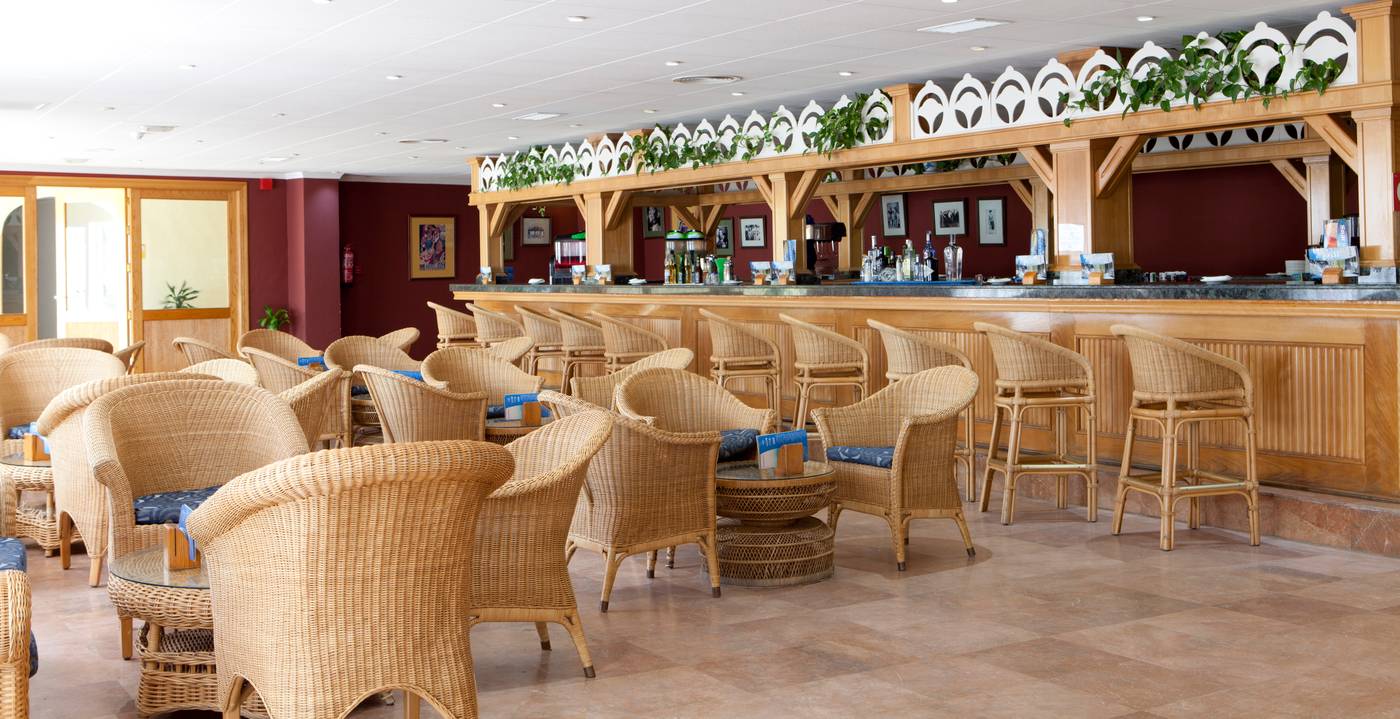 Marbella-Playa-Bar-31