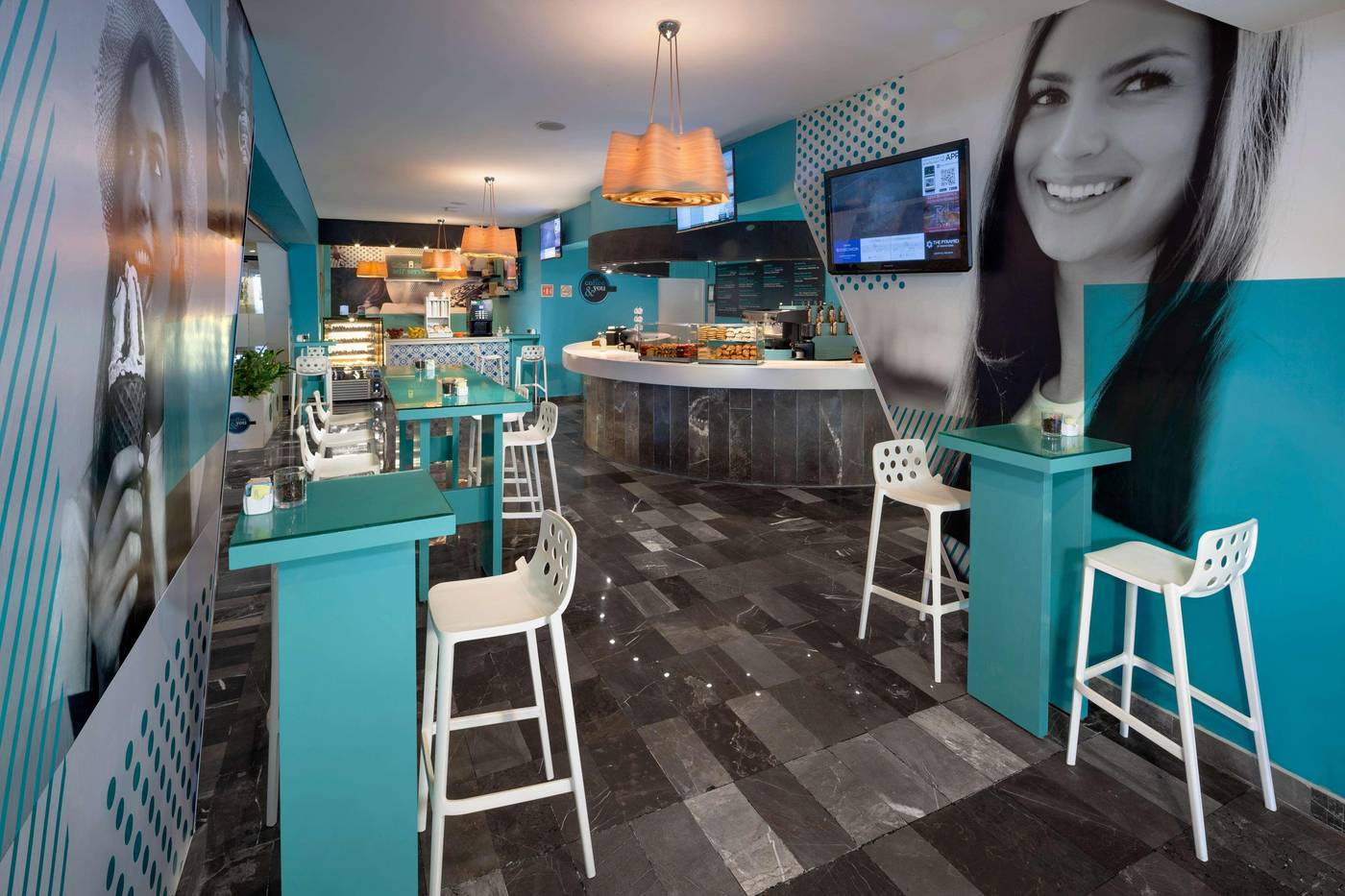 Grand-Oasis-Cancun-Bar-53