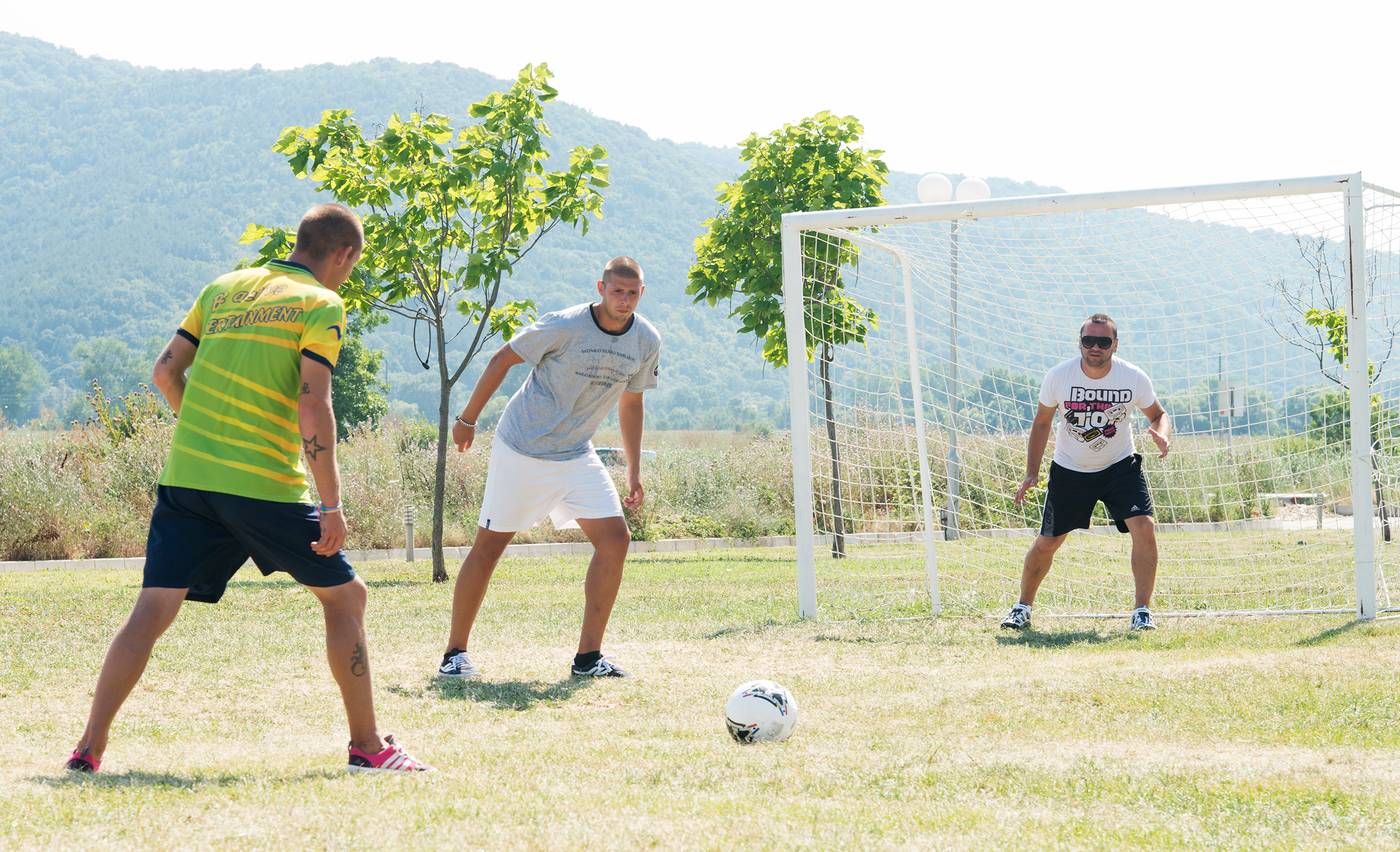 Sunrise-All-Suites-Resort-Sports-and-Entertainment-49