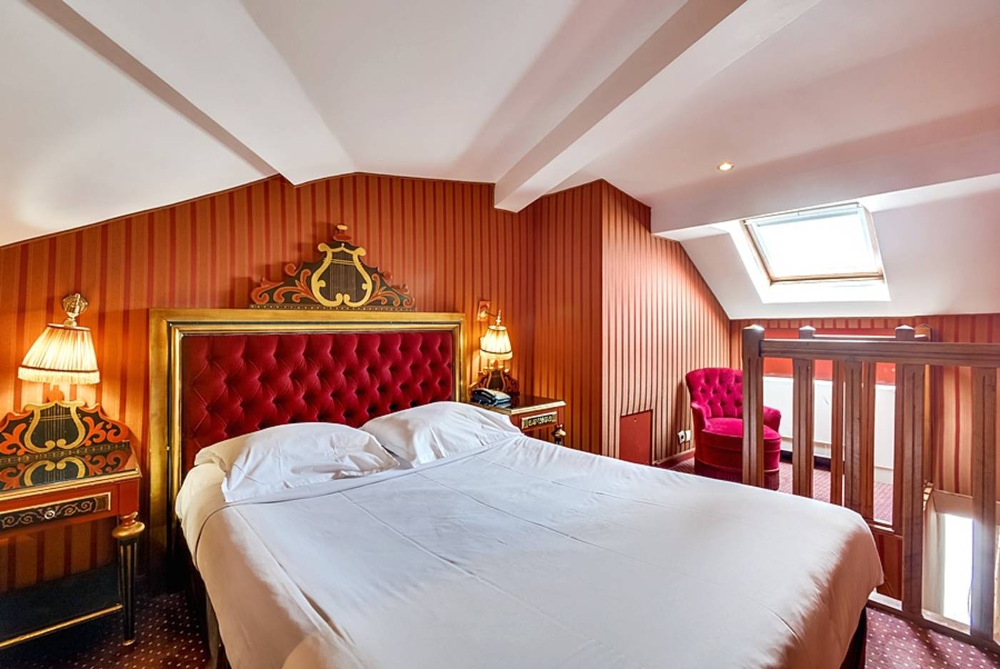 Villa-Opera-Drouot-Room-23